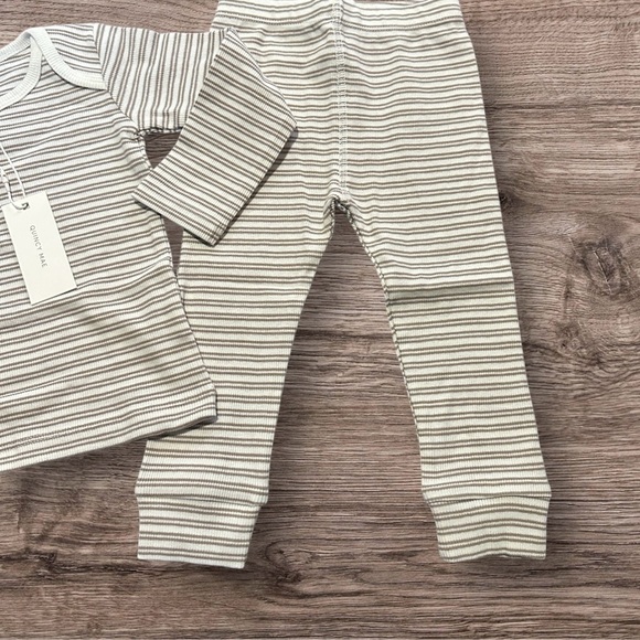 Quincy Mae Rib tee +legging set//Oat stripe 6-12, 12-18 months - Picture 5 of 5
